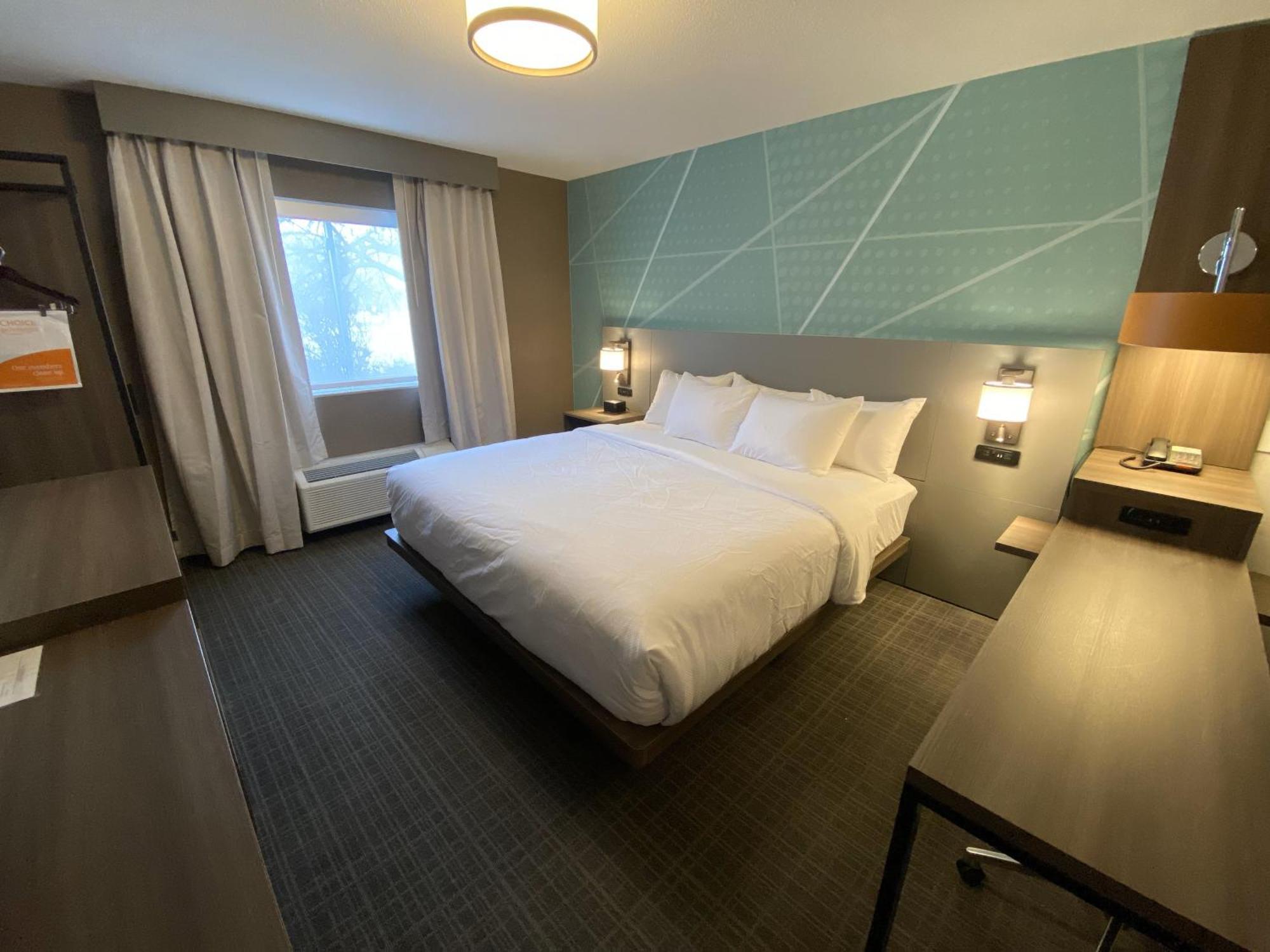Comfort Inn & Suites Саратога-Спрингс Экстерьер фото
