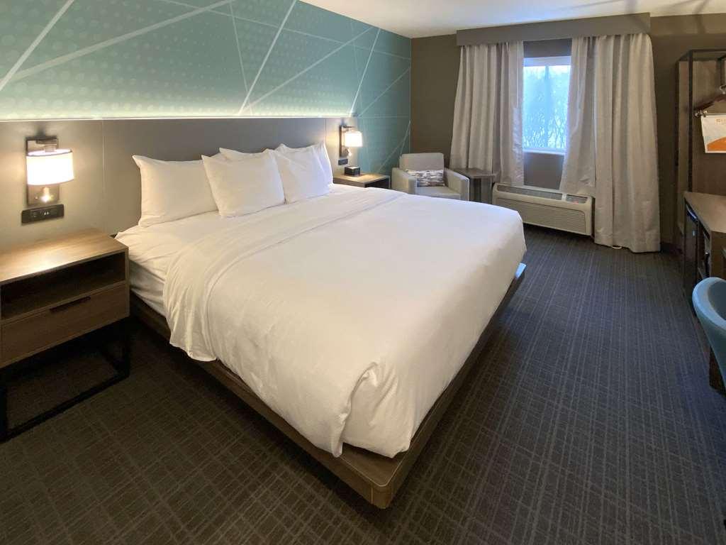 Comfort Inn & Suites Саратога-Спрингс Номер фото